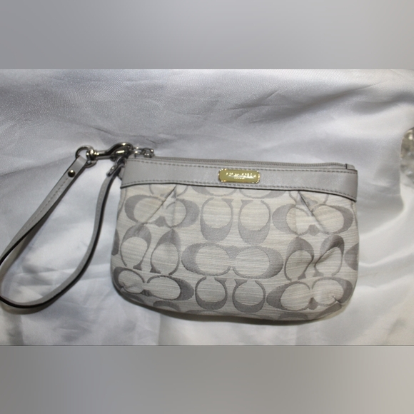 Coach Wristlet - Picture 2 of 14